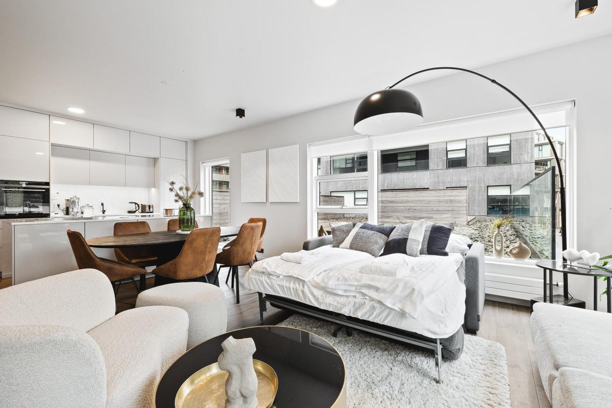 Apartment Desirable Block In *