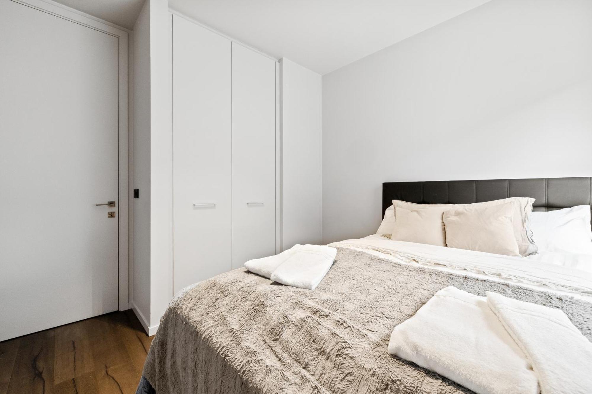 Apartment Desirable Block In